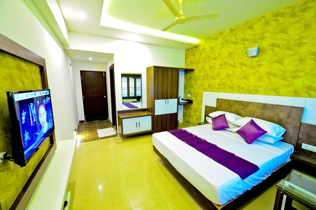Qik Stay @ S.K. Continental Mysore Bagian luar foto