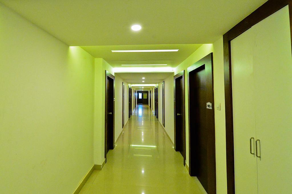 Qik Stay @ S.K. Continental Mysore Bagian luar foto