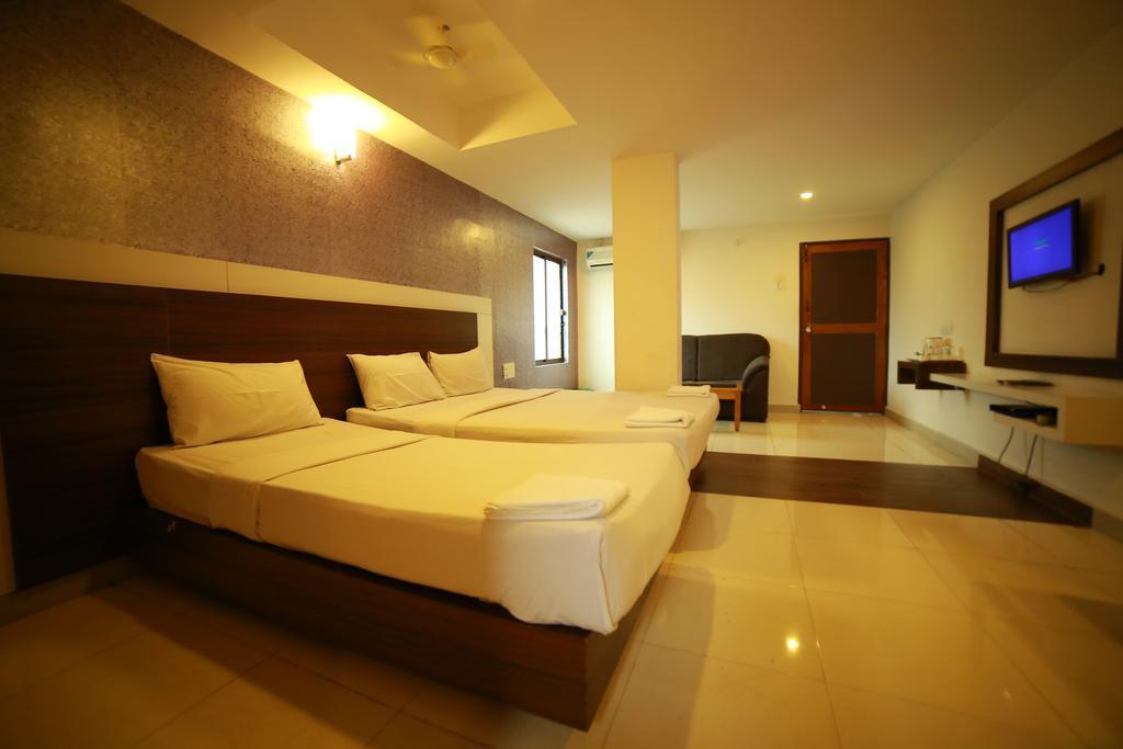 Qik Stay @ S.K. Continental Mysore Bagian luar foto